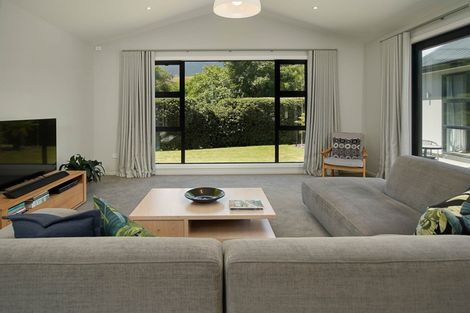 Photo of property in 50 Covent Drive, Stoke, Nelson, 7011