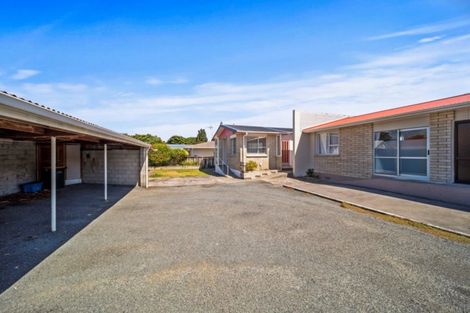 Photo of property in 14 Huatoki Street, Vogeltown, New Plymouth, 4310