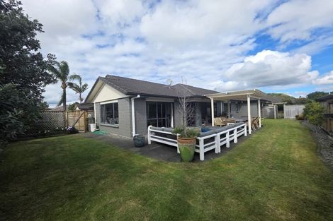 Photo of property in 15 Popata Close, Papamoa Beach, Papamoa, 3118
