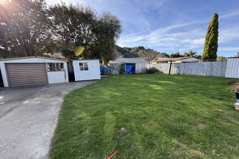 Photo of property in 9 Moonstone Grove, Birchville, Upper Hutt, 5018