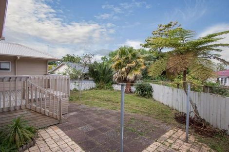 Photo of property in 21 St Georges Road, Avondale, Auckland, 0600