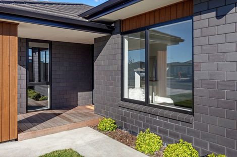 Photo of property in 7 Kotare Drive, Coastlands, Whakatane, 3120