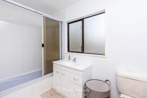 Photo of property in 2/25 Memphis Grove, Totara Park, Upper Hutt, 5018