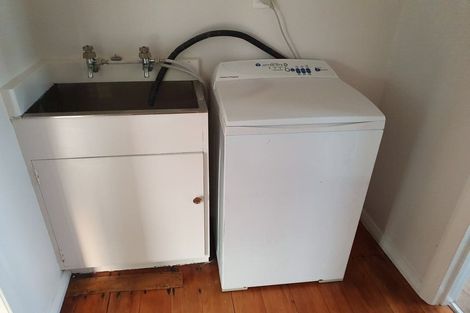 Photo of property in 39 Albert Street, Palmerston North, 4414