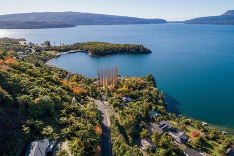 Photo of property in 28 Spencer Road, Lake Tarawera, Rotorua, 3076