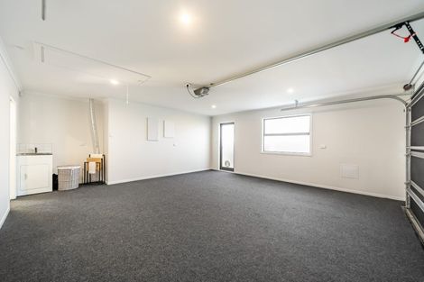 Photo of property in 17 Buddle Road, Wallaceville, Upper Hutt, 5018