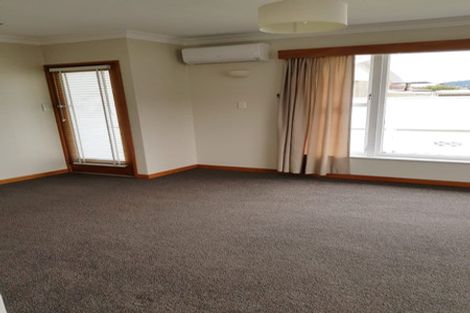 Photo of property in 17 Joseph Grove, Elderslea, Upper Hutt, 5018