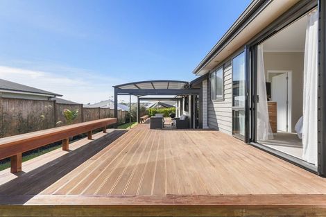 Photo of property in 2 Makaka Lane, Silverdale, 0932