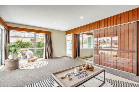 Photo of property in 21 Tonks Street, North New Brighton, Christchurch, 8083