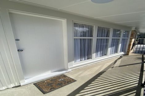 Photo of property in 3 Merchant Avenue, Te Atatu South, Auckland, 0610