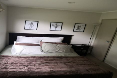 Photo of property in 2/8 Theodora Place, Mairangi Bay, Auckland, 0630