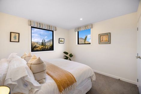 Photo of property in 47 Jacks Point Rise, Jacks Point, Queenstown, 9371