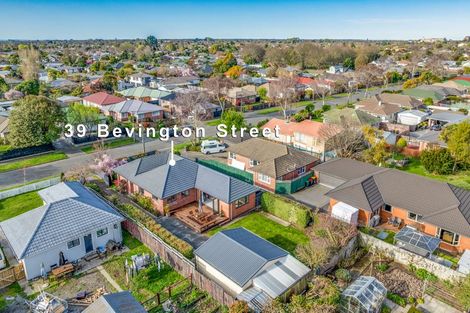 Photo of property in 39 Bevington Street, Avonhead, Christchurch, 8042