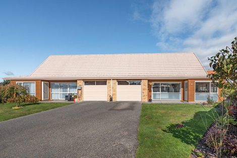 Photo of property in Holdsworth Villas, 54/2 William Donald Drive, Solway, Masterton, 5810