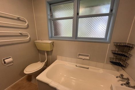 Photo of property in 51a Mana View Road, Paremata, Porirua, 5026