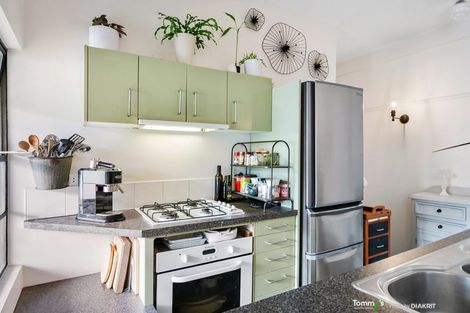 Photo of property in Anderson Apartments, 9/248 Willis Street, Te Aro, Wellington, 6011