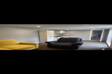 Photo of property in 53 Victory Crescent, Tawa, Wellington, 5028