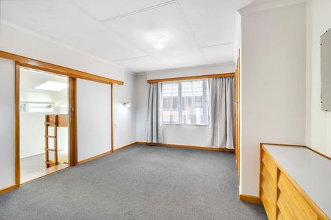 Photo of property in 440 Ruahine Street, Terrace End, Palmerston North, 4410