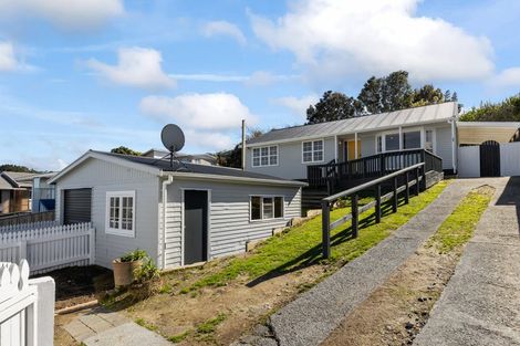 Photo of property in 472 Warspite Avenue, Ascot Park, Porirua, 5024