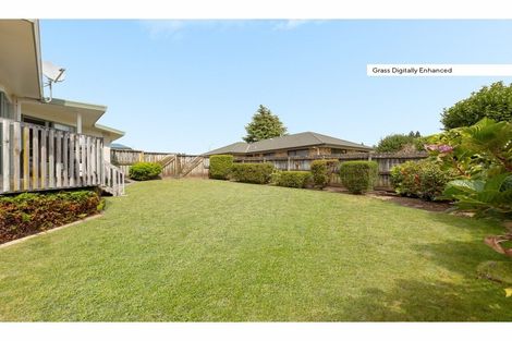 Photo of property in 5 Burnt Oak Drive, Pyes Pa, Tauranga, 3112