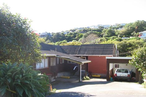 Photo of property in 2/21 Delhi Crescent, Khandallah, Wellington, 6035