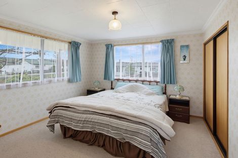 Photo of property in 18 Blaydon Street, Waikaia, 9778