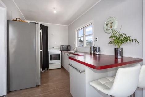 Photo of property in 8 Kapiti Crescent, Titahi Bay, Porirua, 5022