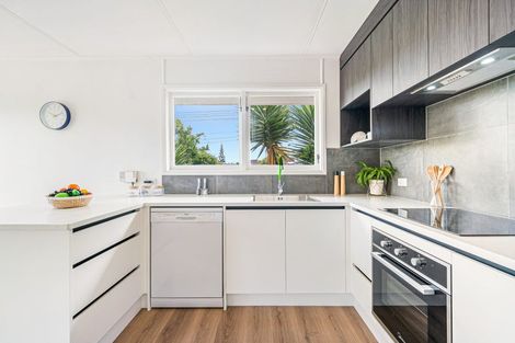 Photo of property in 5 Stainton Place, Otara, Auckland, 2023