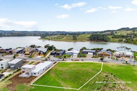 Photo of property in 62 Rangitahi Road, Raglan, 3225