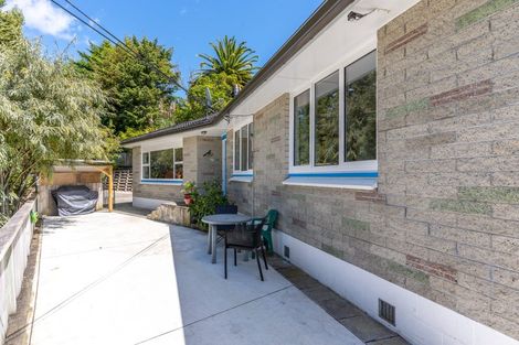 Photo of property in 20 Pinehaven Road, Pinehaven, Upper Hutt, 5019