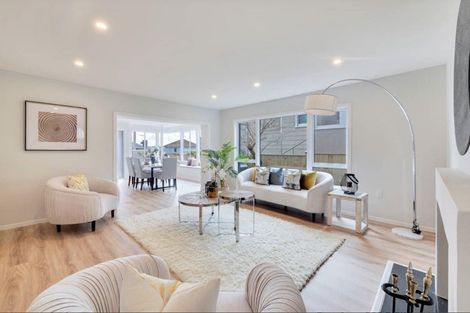 Photo of property in 41 Knights Road, Rothesay Bay, Auckland, 0630