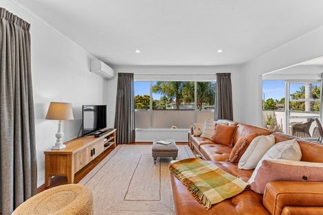 Photo of property in 22 Himalaya Drive, Half Moon Bay, Auckland, 2012