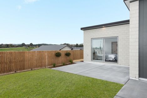 Photo of property in 25 Tamihana Avenue, Pyes Pa, Tauranga, 3112