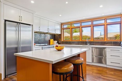 Photo of property in 7 Thorrington Road, Cashmere, Christchurch, 8022