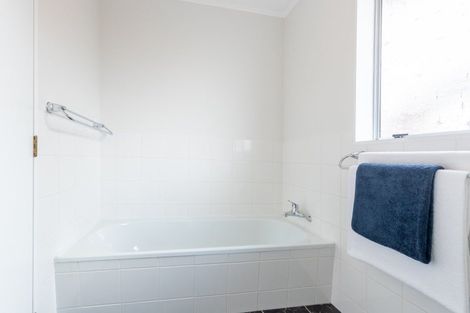 Photo of property in 71 Pasadena Crescent, Totara Park, Upper Hutt, 5018