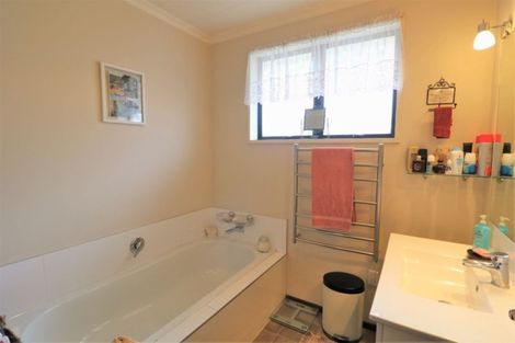 Photo of property in 139 Selwyn Street, Waimataitai, Timaru, 7910