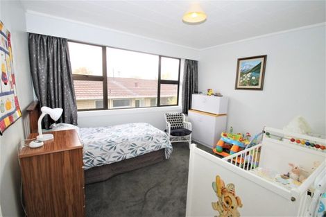 Photo of property in 16 Kinmont Crescent, Kinmont Park, Mosgiel, 9024
