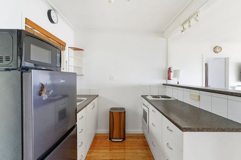 Photo of property in 45 Seaview Road, Cable Bay, 0420