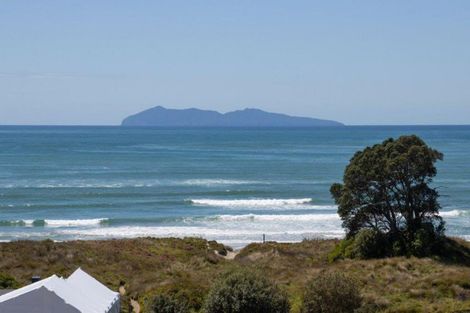 Photo of property in 2/508 Seaforth Road, Bowentown, Waihi Beach, 3177