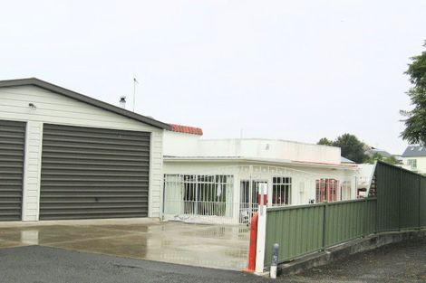 Photo of property in 12 Lawrence Road, Hospital Hill, Napier, 4110