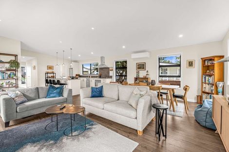 Photo of property in 17 Arthur Street, Whitianga, 3510