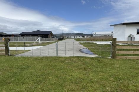 Photo of property in 130 Ti Kouka Crescent, Matarangi, Whitianga, 3592