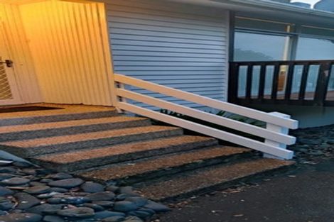 Photo of property in 27 Sunhill Road, Sunnyvale, Auckland, 0612