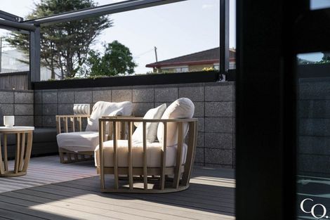 Photo of property in 48 Pitau Road, Mount Maunganui, 3116