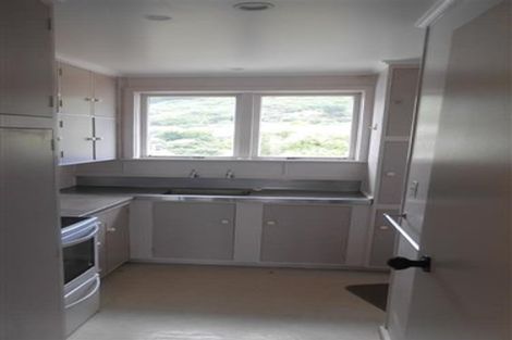 Photo of property in 8 Turkington Street, Tawa, Wellington, 5028