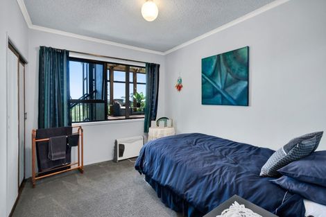 Photo of property in 2 Waireka Road, Omata, New Plymouth, 4374