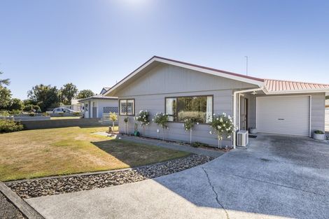 Photo of property in 12 South Street, Feilding, 4702