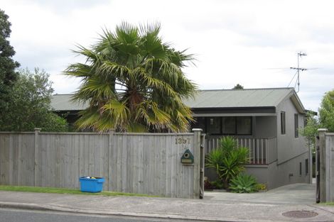 Photo of property in 1397 Whangaparaoa Road, Army Bay, Whangaparaoa, 0930