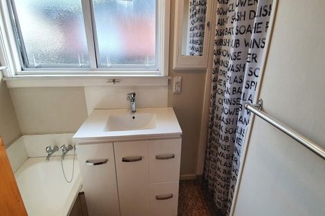 Photo of property in 28 Pauline Street, Linwood, Christchurch, 8062