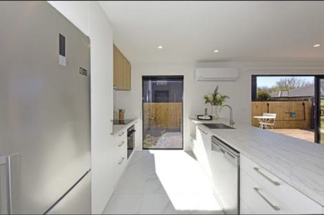 Photo of property in 3/124 Milton Street, Somerfield, Christchurch, 8024